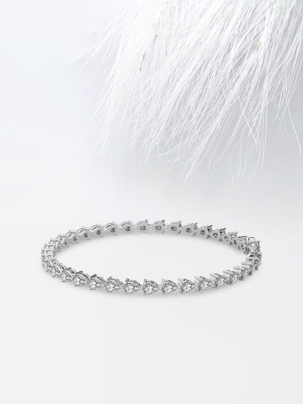 Pear Cut Moissanite Diamond Tennis Bracelet in 18K Solid Gold