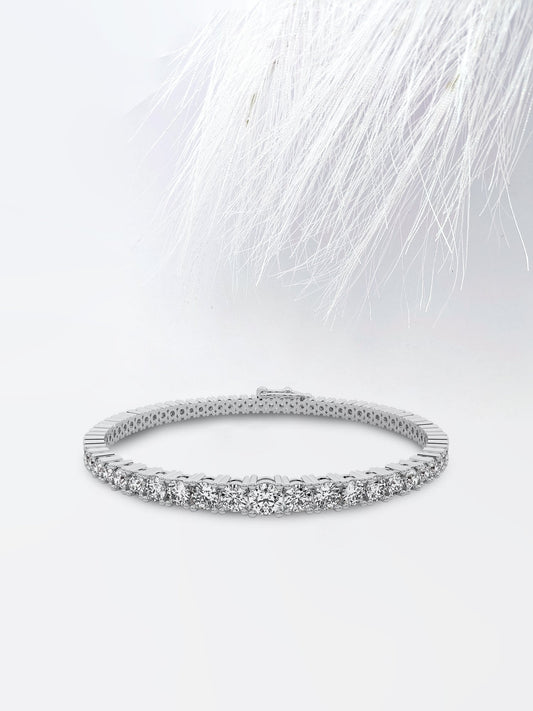 Round Cut Moissanite Diamond Tennis Bracelet in 18K White Gold