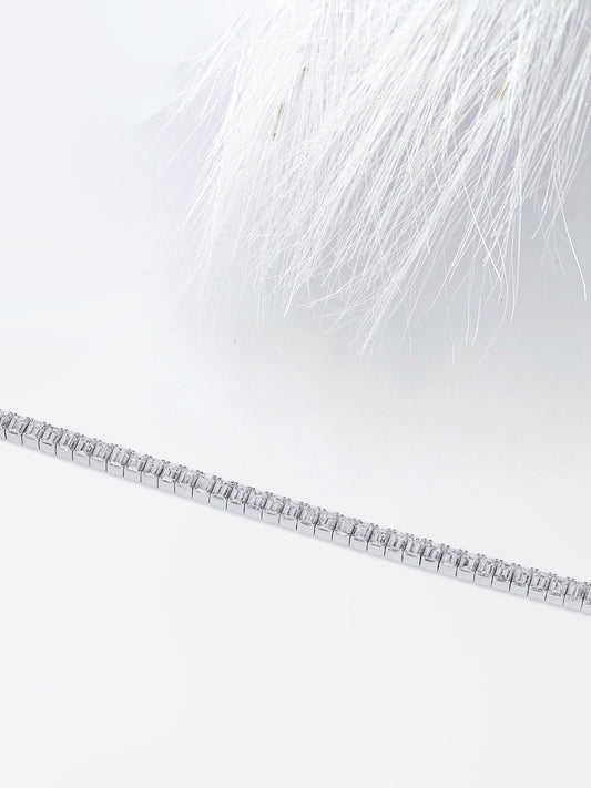 Emerald Cut Moissanite Diamond Tennis Bracelet in White Gold