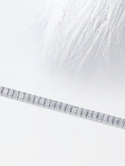 Emerald Cut Moissanite Diamond Tennis Bracelet for Her in White Gold