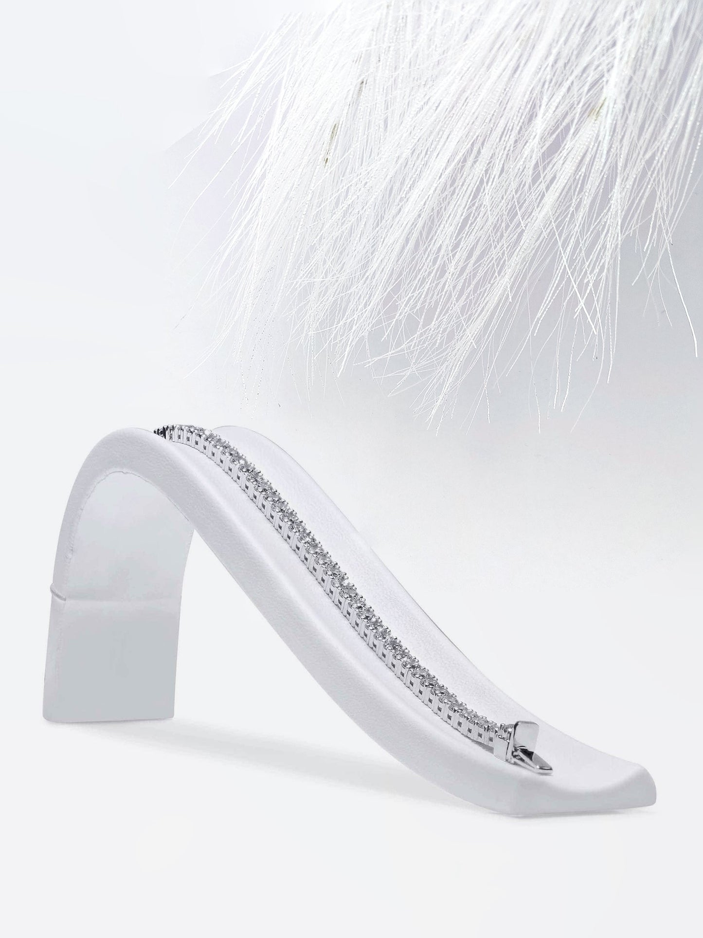 round cut moissanite diamond tennis bracelet in white gold for women