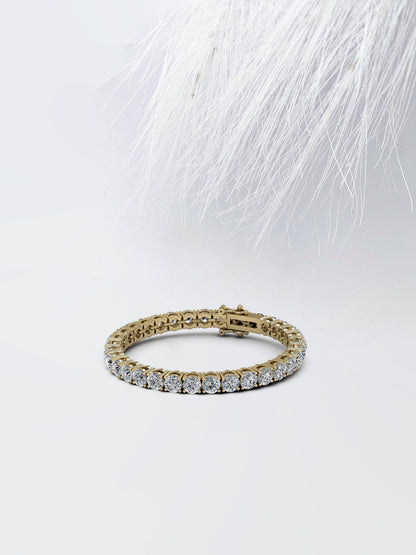 Round Cut Moissanite Diamond Tennis Bracelet in White Gold