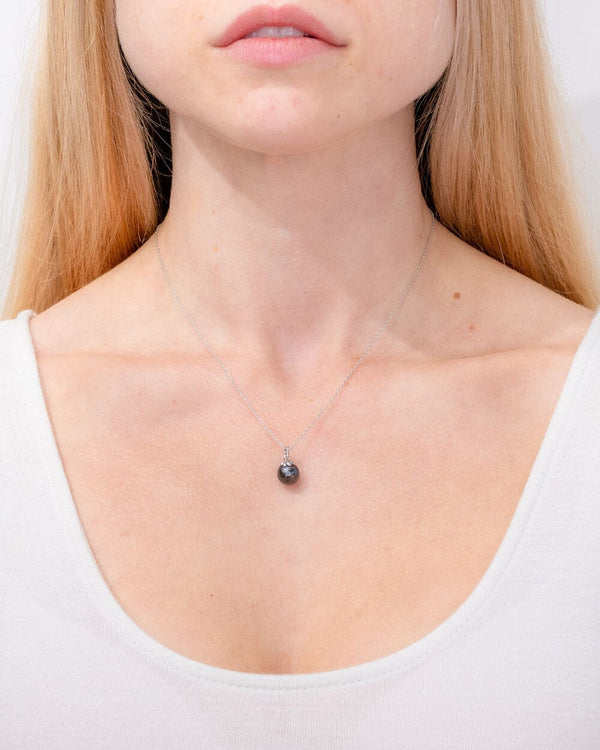8.5mm Black Pearl Pendant