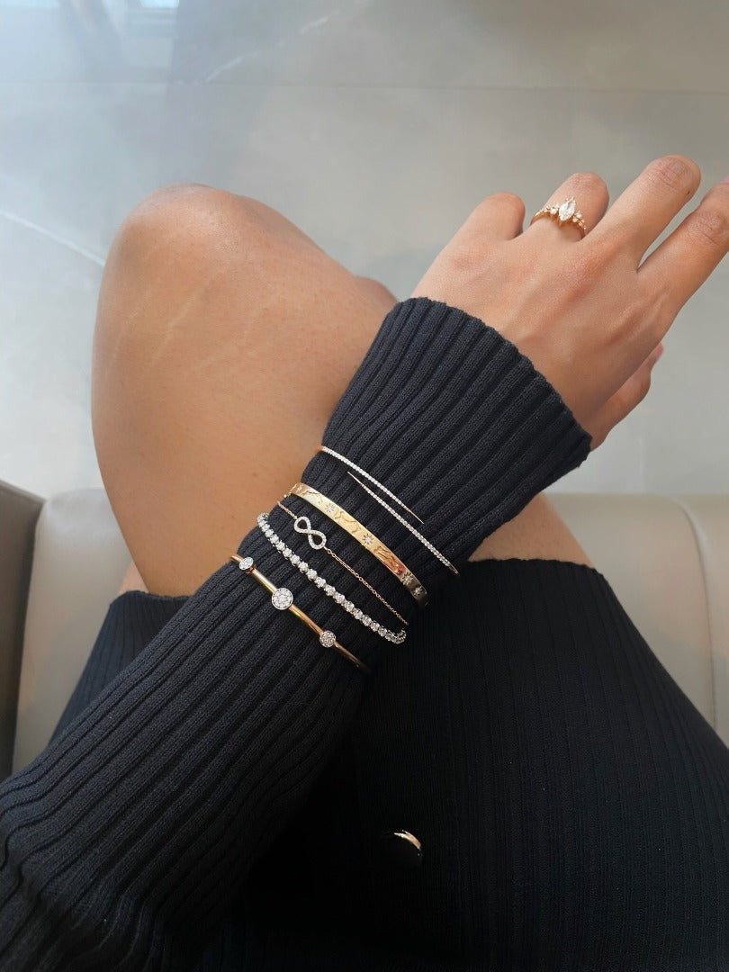 0.09ct infinity moissanite diamond bracelet for women