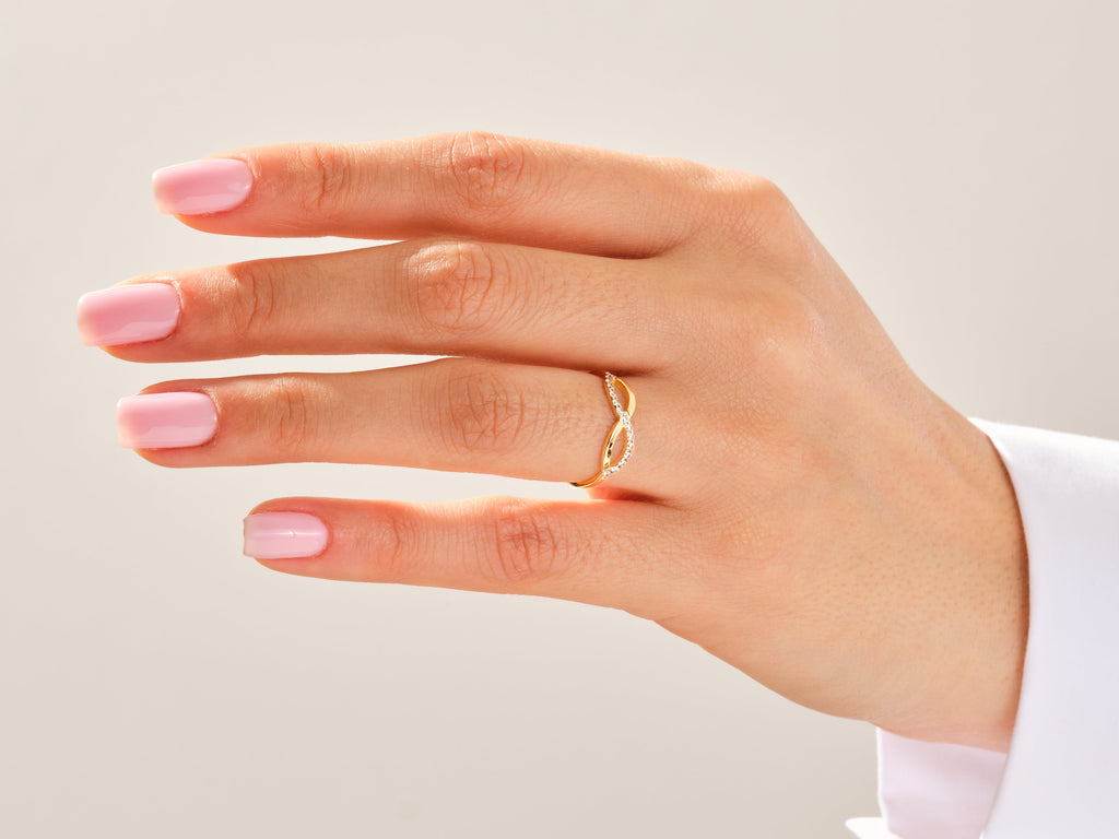 round cut halfway set infinity cvd ef/vvs diamond wedding band