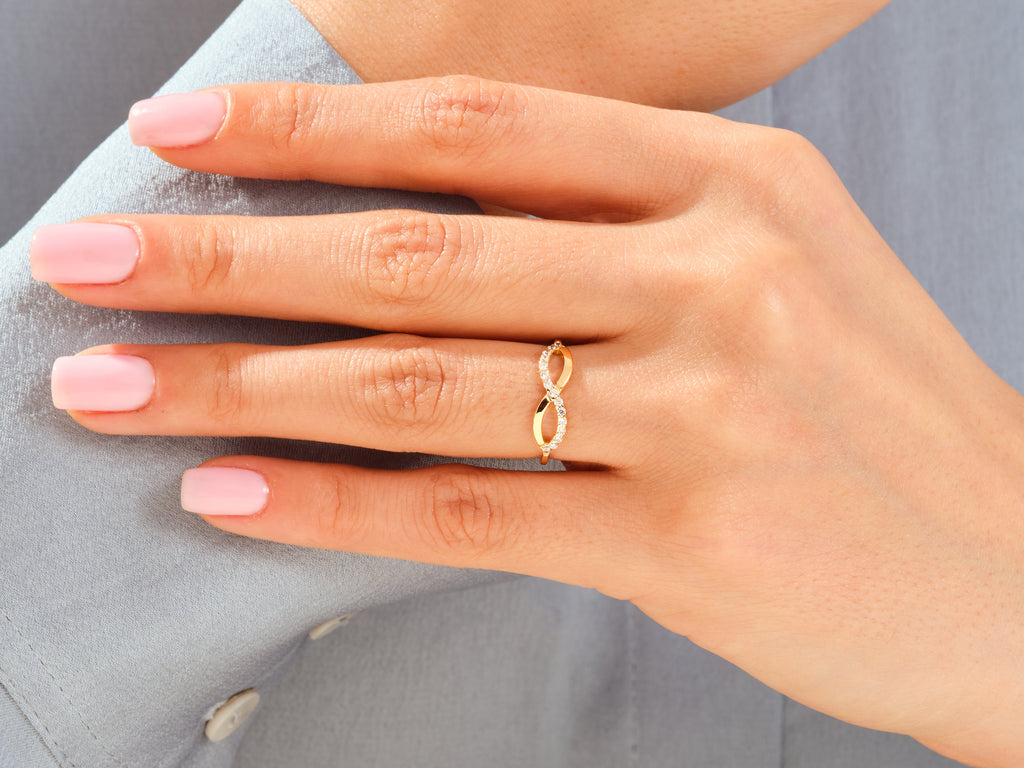 round cut halfway set infinity cvd ef/vvs diamond wedding band