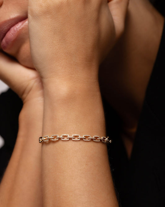 Chain Links Moissanite Diamond Bracelet in 14K Yellow Gold