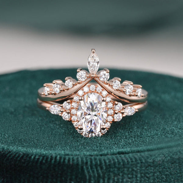 2.0 CT Oval Cut Cluster Halo Moissanite Bridal Ring Set