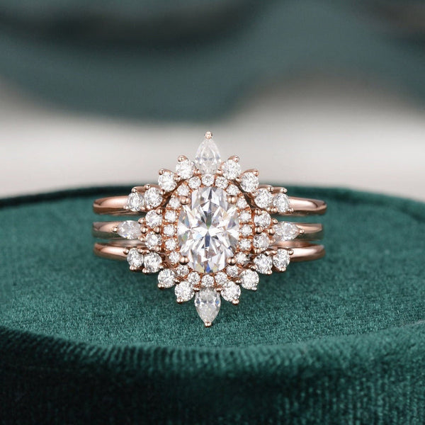 1.0 CT Oval Cut Cluster Halo Moissanite Bridal Ring Set