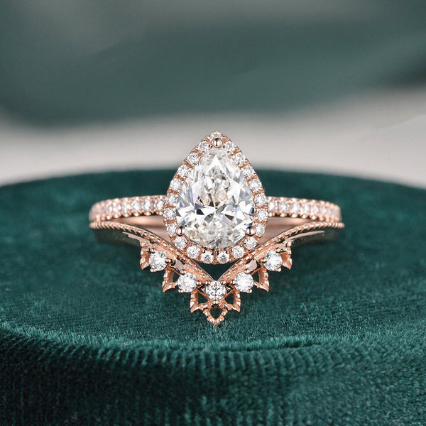 1.50 CT Pear Cut Halo Moissanite Bridal Ring Set