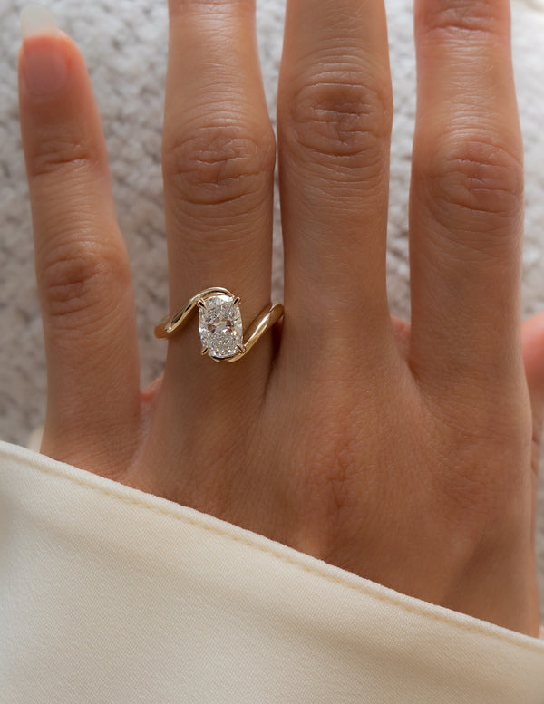 1.0CT-2.0CT Elongated Cushion Cut Moissanite Unique Bypass Engagement Ring