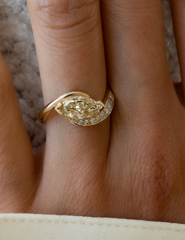 1.0CT-2.0CT Yellow Marquise Cut Moissanite Pave Diamond Engagement Ring